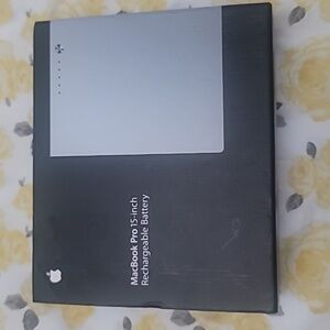 Macbook pro 15 inch rechargeable battery